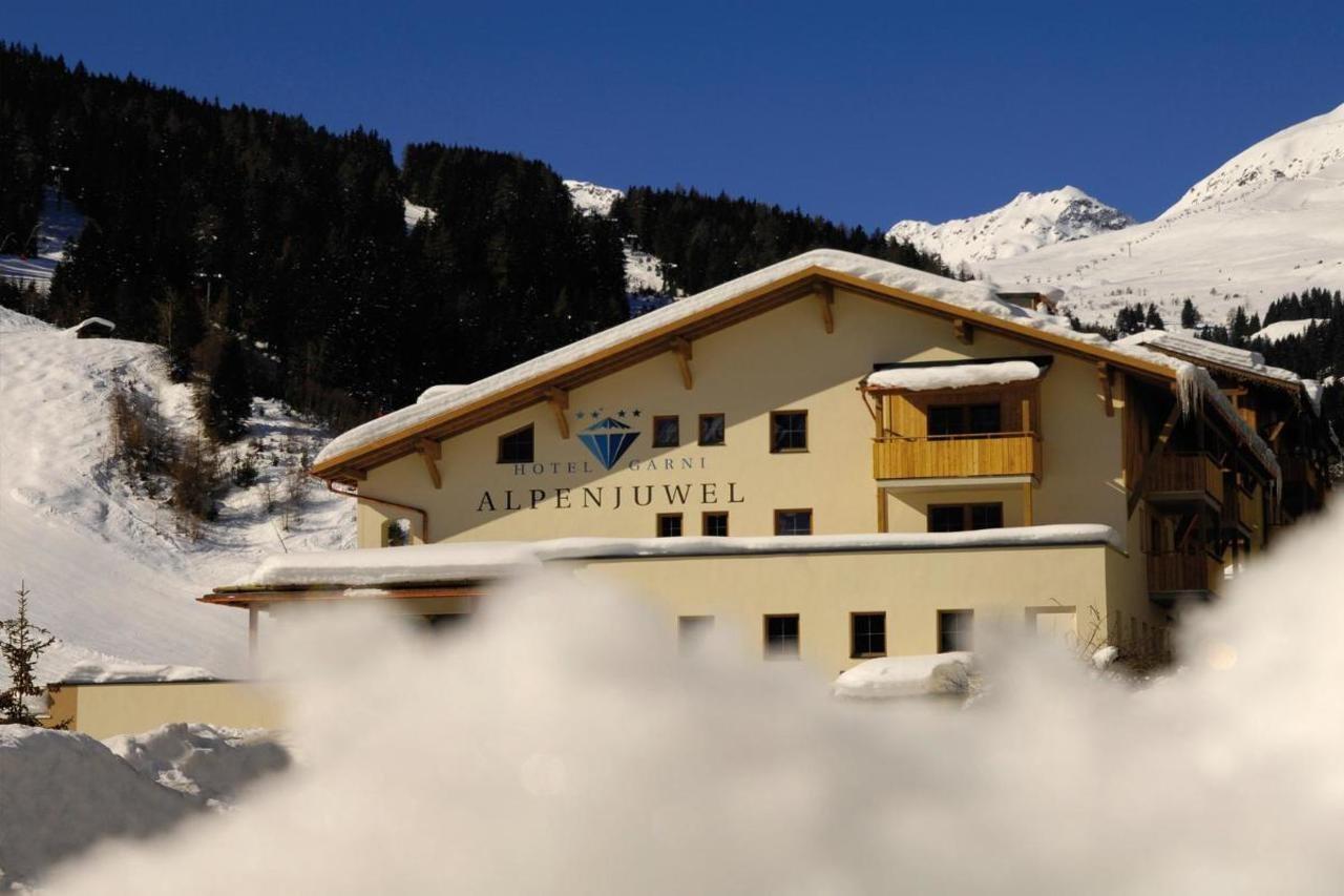 Hotel Garni Alpenjuwel Serfaus Eksteriør billede