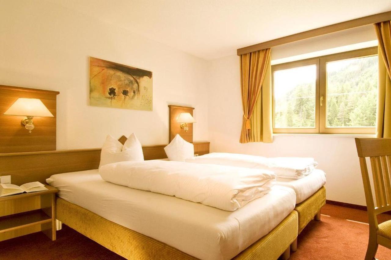 Hotel Garni Alpenjuwel Serfaus Eksteriør billede