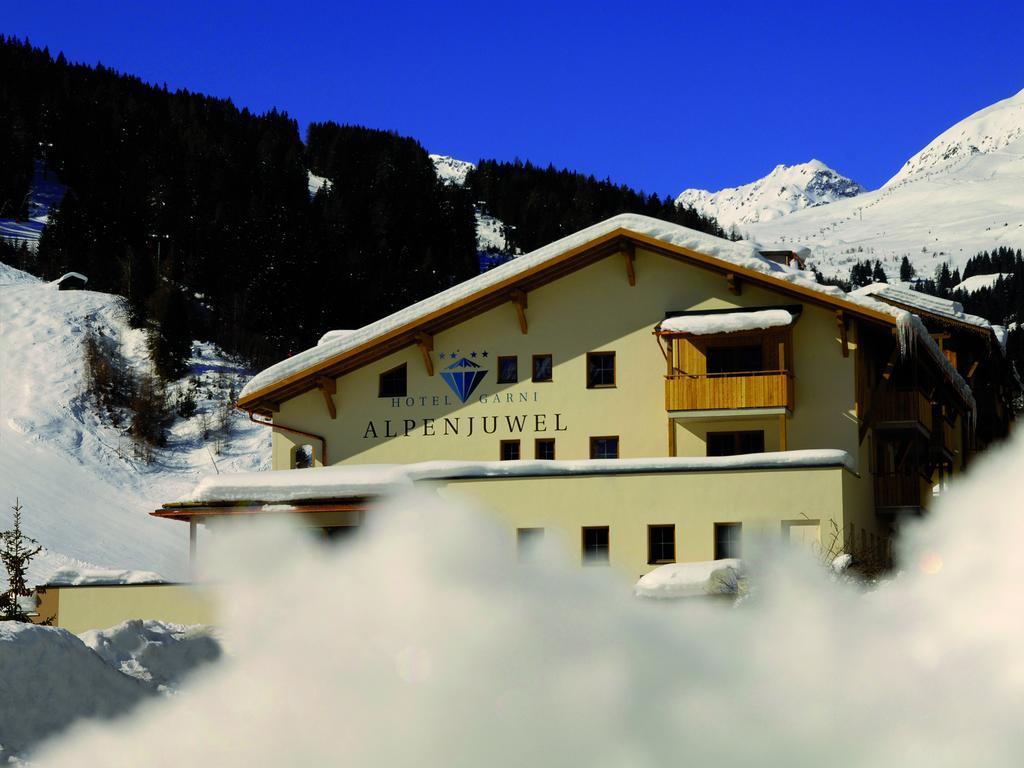 Hotel Garni Alpenjuwel Serfaus Eksteriør billede
